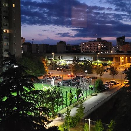 Soleil Central Apartments Skopje Buitenkant foto