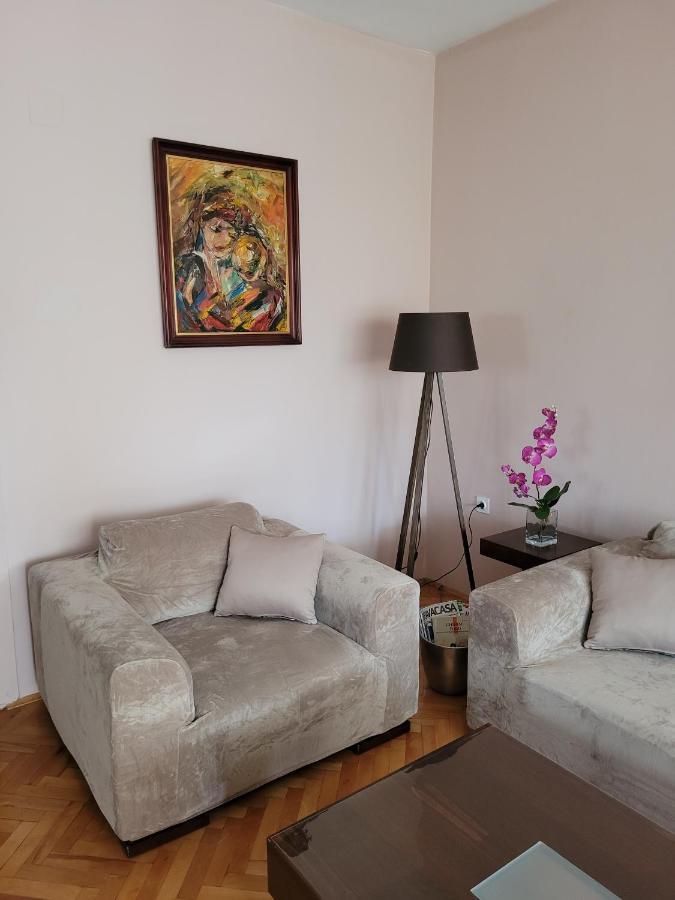 Soleil Central Apartments Skopje Buitenkant foto